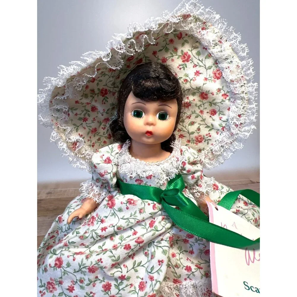 Madame Alexander Scarlett Series Doll In Box -Scarlett 627 Vintage Collectible W